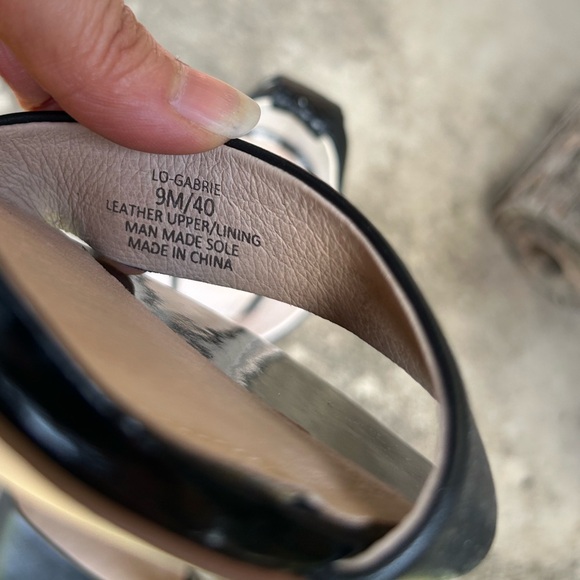 Louise et Cie Gabrie black leather Heeled Elegant sandals w/block heel Sz-9. Q - Picture 8 of 10